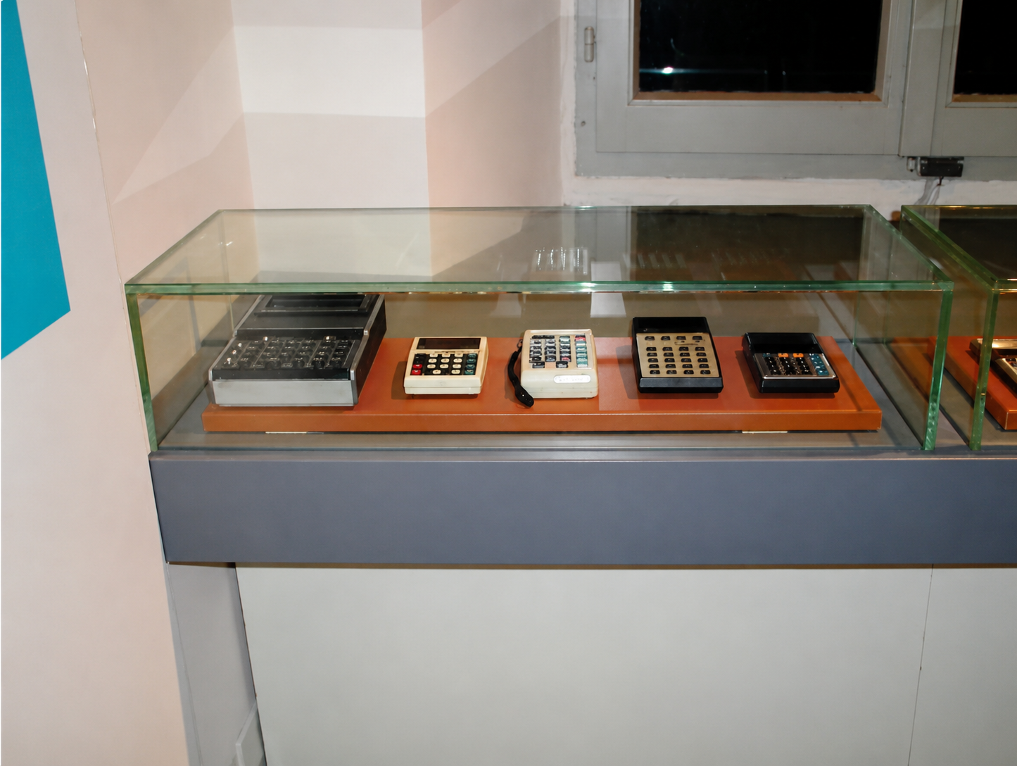 Calcolatrici elettroniche esposte al museo